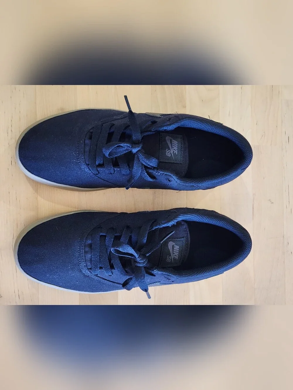 NIKE | SB Check Solarsoft Canvas Sneakers | Black | US Womens 8.5/EU 39